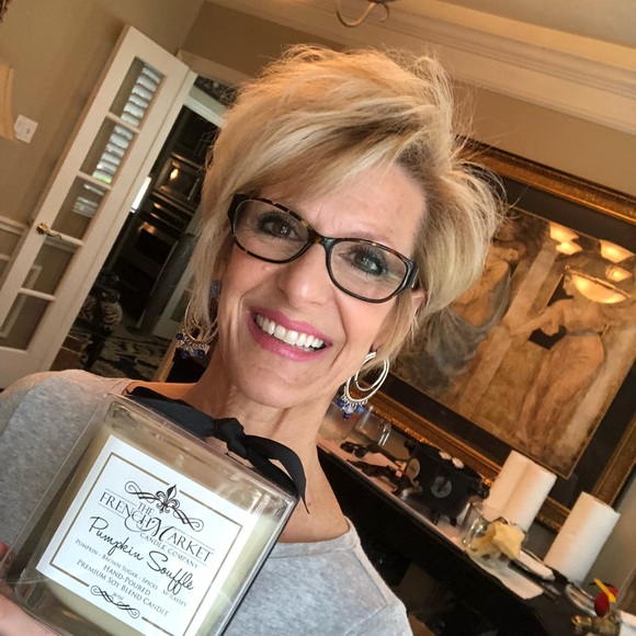 Meet your Posher, Nickie! - Picture 9 of 13